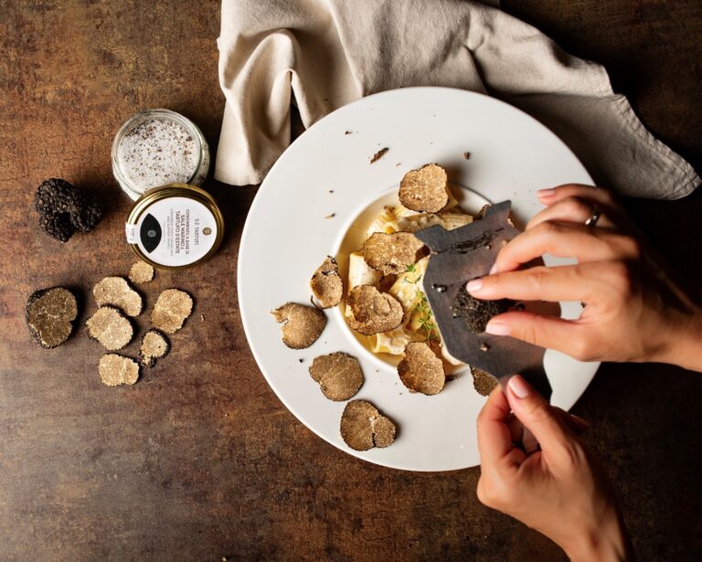 Pasta su šviežiais trumais