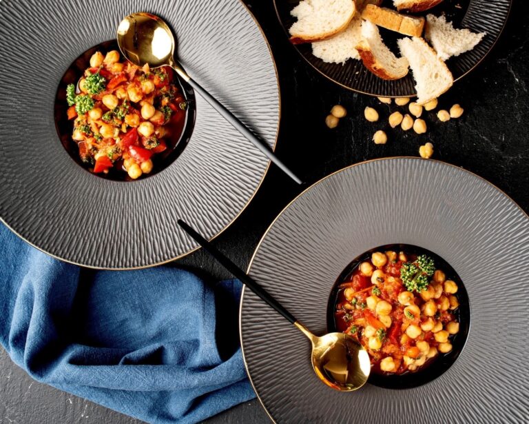 Indiškas avinžirnių troškinys