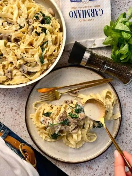 Garbanotieji makaronai