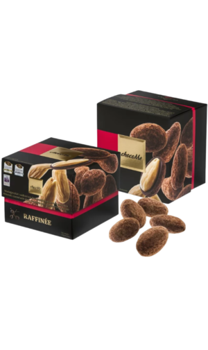 Migdolai padengti juoduoju šokoladu ir Voatsiperifery pipirais